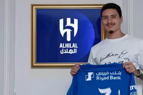 العادة مستمرة.. ماذا قدّم داروين نونيز في ظهوره الرسمي الأول مع الهلال؟